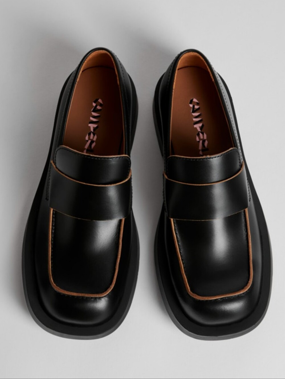 Campers MIL 1978 Loafers in Black Leather Penny Loafers